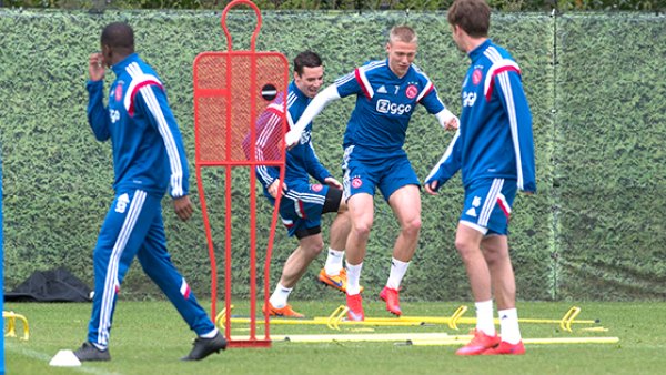 占据上风 占据上风