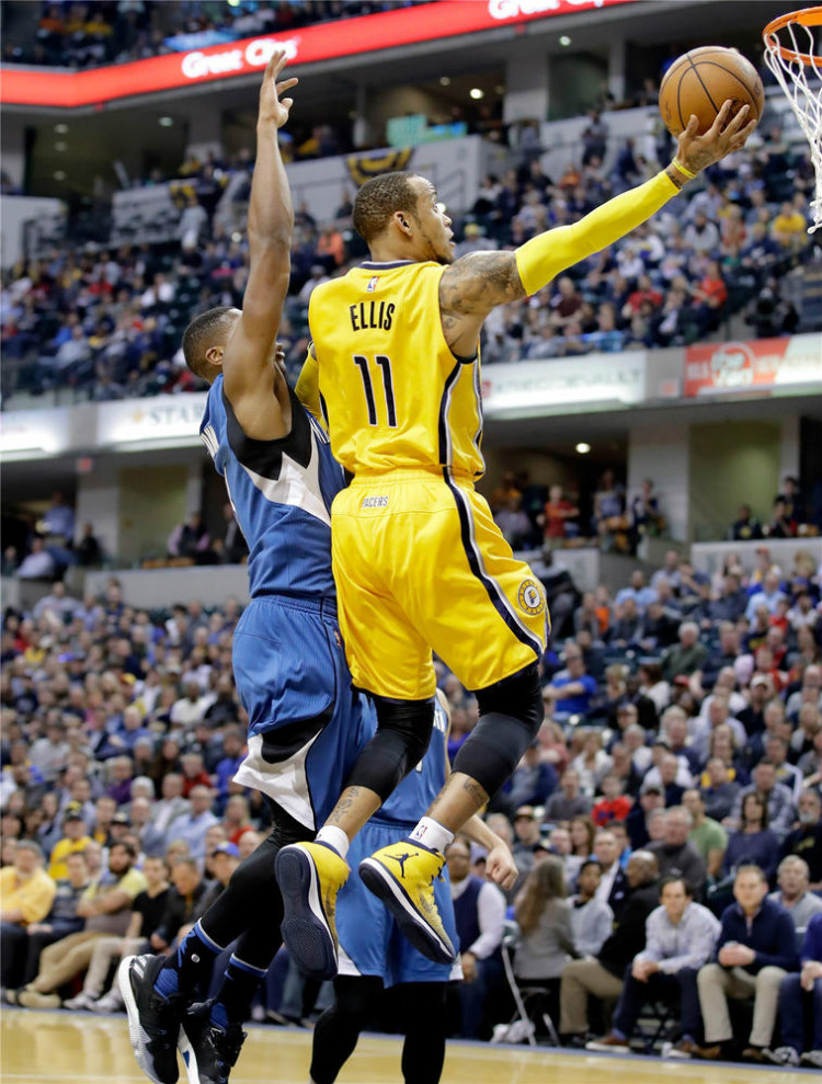 张威租借加 张威租借加